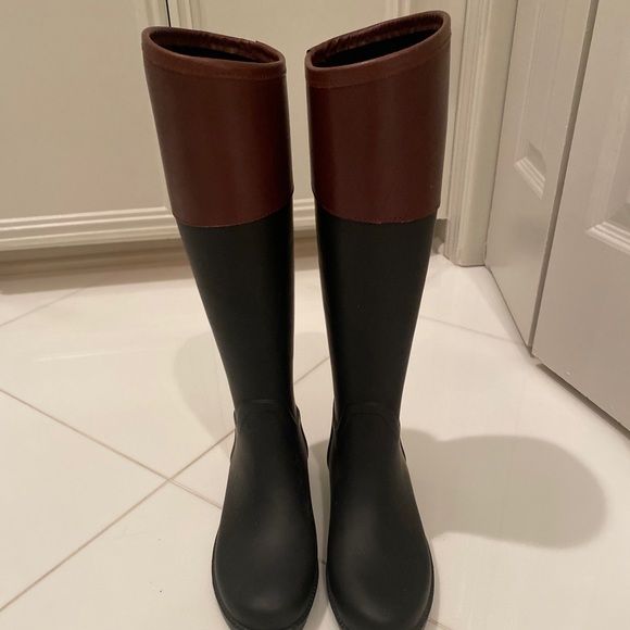 Tory Burch rain boots - Picture 3 of 8